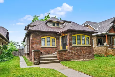 4131 N 16th, Milwaukee, WI 53209