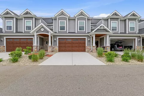 1204 S Main #5, Lake Mills, WI 53551