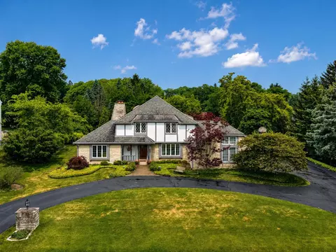365 Sheffield, Brookfield, WI 53005