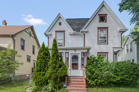 1648 Boyd, Racine, WI 53405
