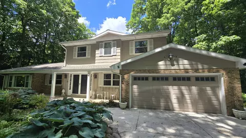 8480 W Edgerton, Greendale, WI 53129