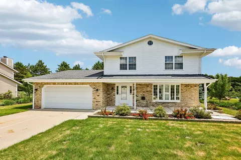 w183s8590 Sue Marie, Muskego, WI 53150
