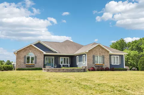 1611 51st, Raymond, WI 53108