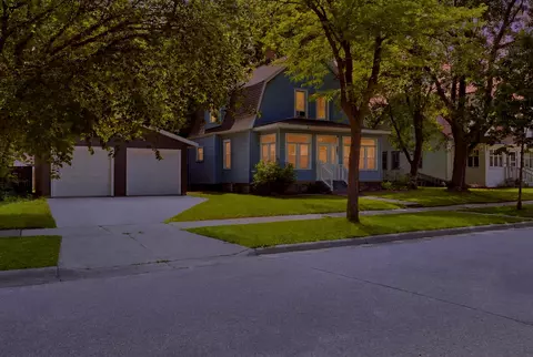 413 20th, La Crosse, WI 54601