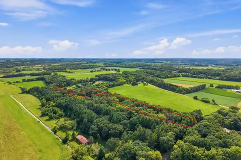 1787 Strawberry, Cottage Grove, WI 53531