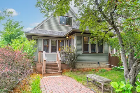 6336 W Locust, Milwaukee, WI 53210