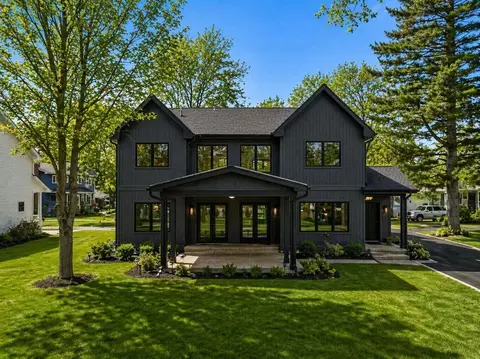 19 Cedar Pt, Williams Bay, WI 53191