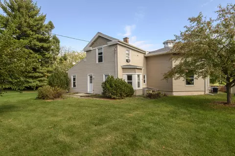 320 Mill, Fox Lake, WI 53933
