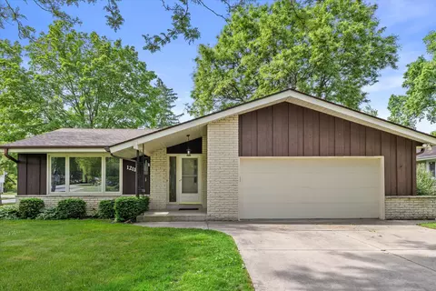 12115 W Luther, Hales Corners, WI 53130