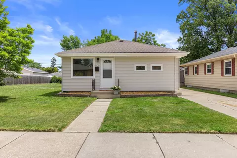 1329 Indiana, Racine, WI 53405