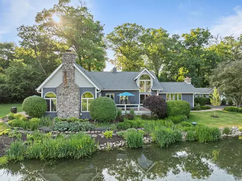 1817 N Wildwood, Linn, WI 53147
