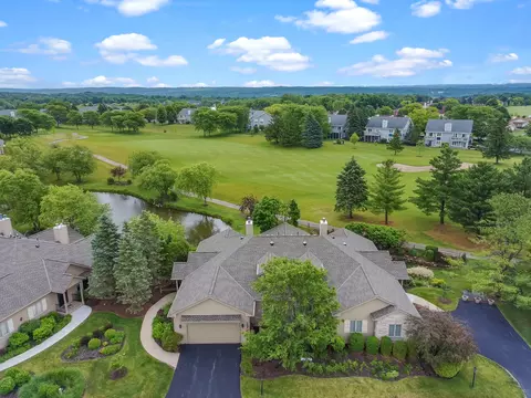 607 Trevino #54-11, Geneva, WI 53147