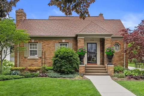 3704 18th, Kenosha, WI 53140