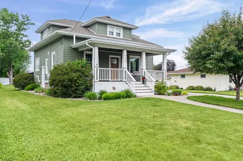 496 Leonard, West Salem, WI 54669
