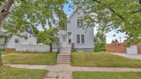 902 S 20th #902A, Manitowoc, WI 54220