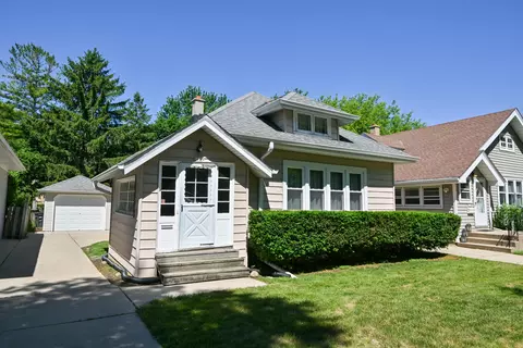 2123 N 66th, Wauwatosa, WI 53213