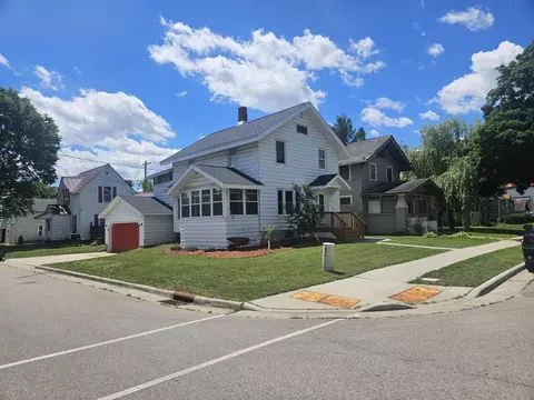 319 E Main #419 W MONTGOMERY ST, Sparta, WI 54656