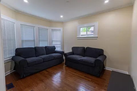 1408 W Manitoba, Milwaukee, WI 53215