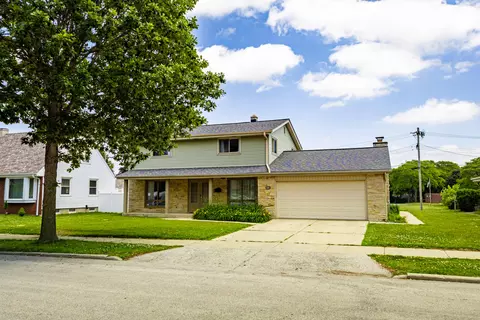 3710 S Massachusetts, Milwaukee, WI 53220