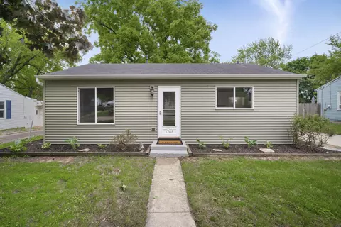 1745 Illinois, Racine, WI 53405
