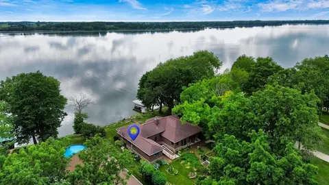 w9863 Dunn Road, Fox Lake, WI 53933
