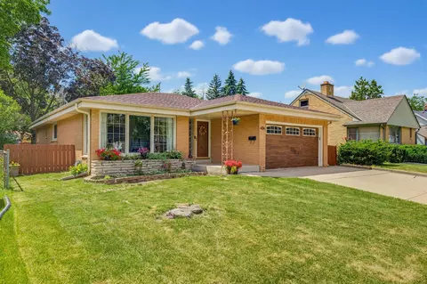 937 S 86th, West Allis, WI 53214