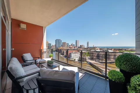 106 W Seeboth #1204, Milwaukee, WI 53204