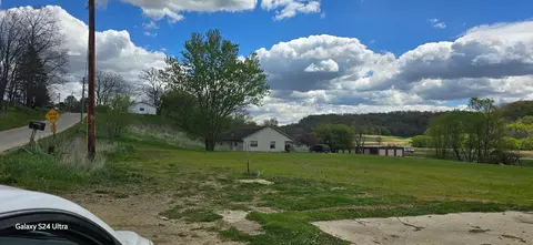 513 E Penn, La Farge, WI 54639
