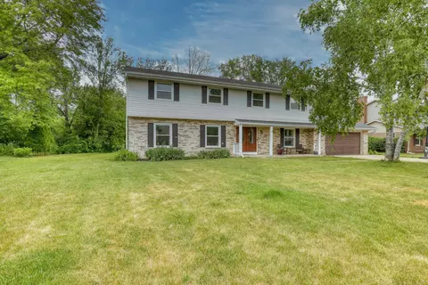 820 W Clovernook, Glendale, WI 53217