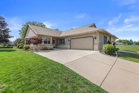 w155n6631 Blue Heron, Menomonee Falls, WI 53051