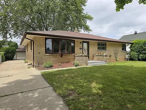 3627 S 86th, Milwaukee, WI 53228