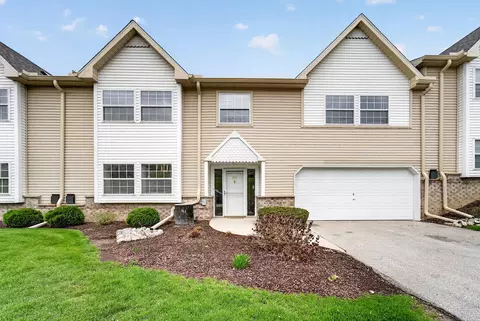 390 Dustin #1-7, Brookfield, WI 53045