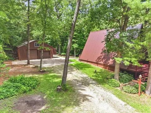 n9261 Perkins Road, Farmington, WI 54644