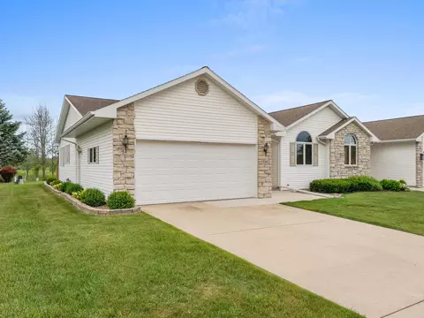 2312 Virginia, Manitowoc, WI 54220