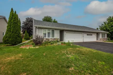 772 Acadia, West Bend, WI 53095