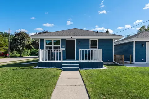 2142 Richmond, Manitowoc, WI 54220