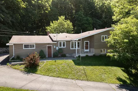 3421 Cliffside, Shelby, WI 54601