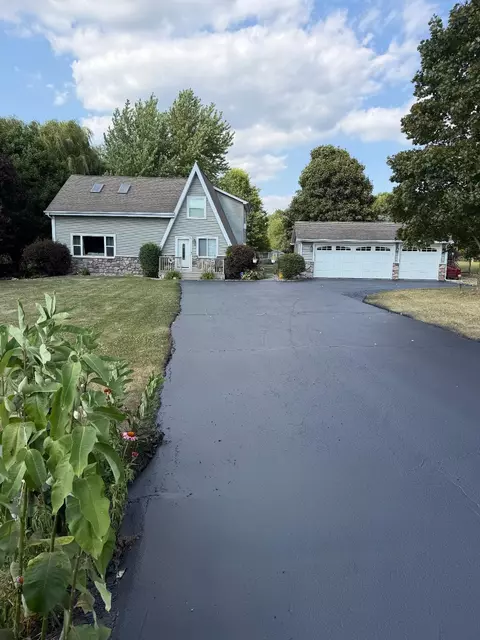 w6093 Mariner Hills Trail, La Grange, WI 53121