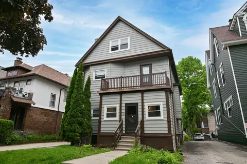 2621 N Maryland, Milwaukee, WI 53211
