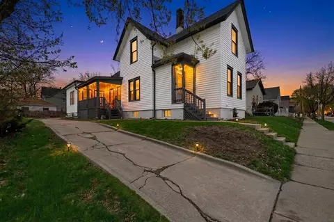 1220 N Wisconsin, Racine, WI 53402