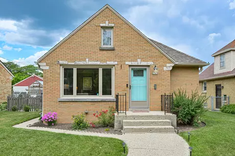 3767 N 77th, Milwaukee, WI 53222