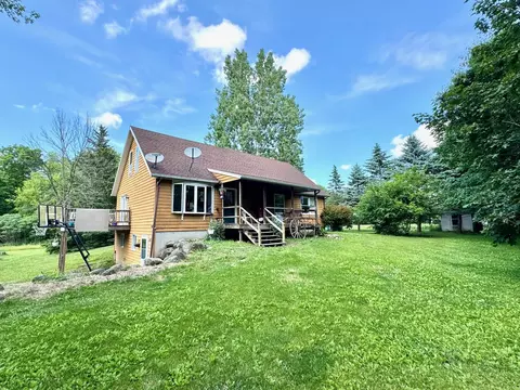 N1484 Schmidt, Randolph, WI 53923