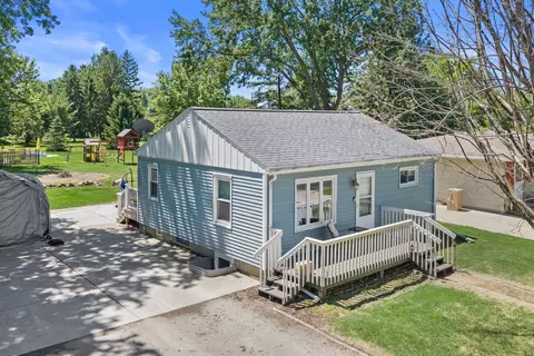 231 E Leonard, Watertown, WI 53098