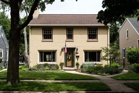 2756 N 87th, Milwaukee, WI 53222