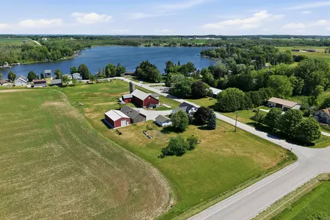 11020 Wilke Lk, Schleswig, WI 53042