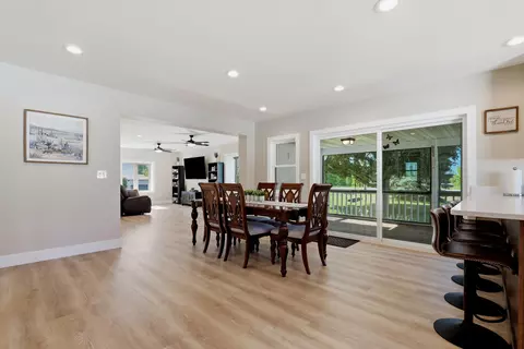 11020 Wilke Lk, Schleswig, WI 53042