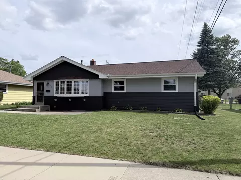 7713 W Verona, Milwaukee, WI 53219
