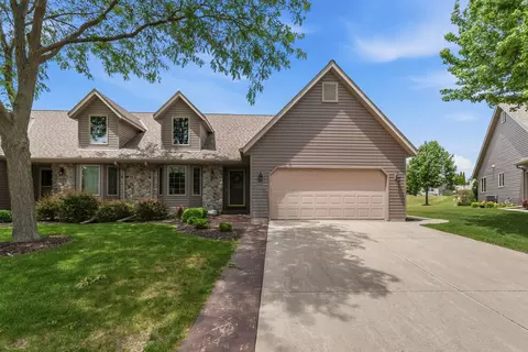 w203n16151 Pin Oak, Jackson, WI 53037