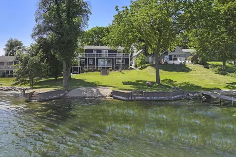 11835 218th, Bristol, WI 53104