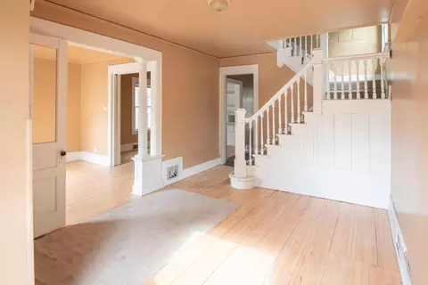 1238 N 34th, Milwaukee, WI 53208